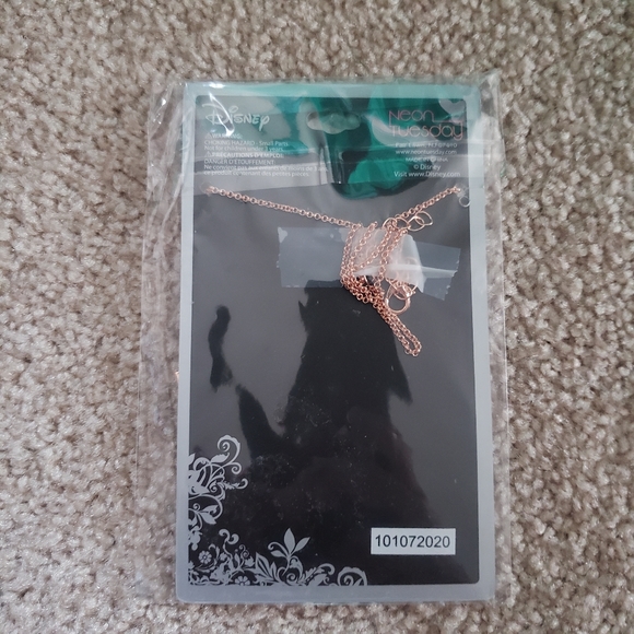 Little Mermaid Necklace - Picture 2 of 2